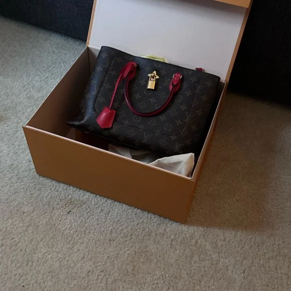 🤍MAKE AN OFFER🤍 Louis Vuitton Flower Coquelicot EUC - Picture 3 of 12